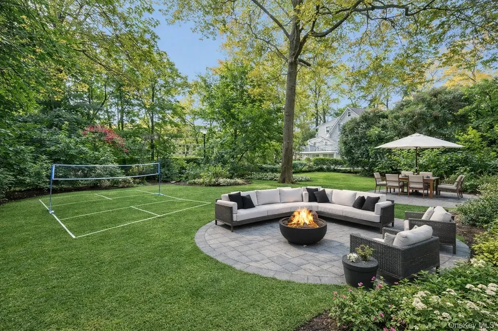 11 Beverly Place Larchmont NY 10538