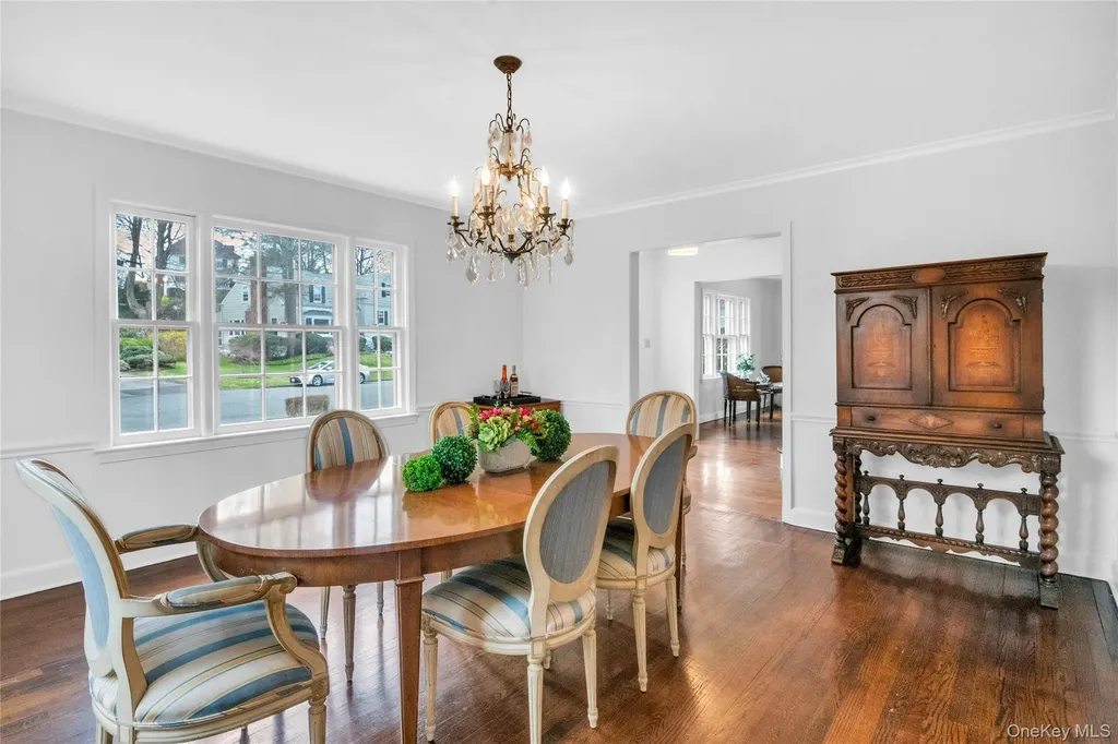 11 Beverly Place Larchmont NY 10538