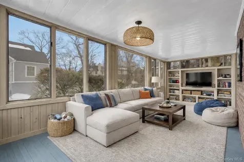 11 Beverly Place Larchmont NY 10538