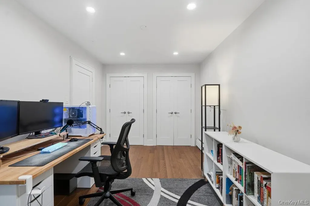 45 Hill Park Avenue Great Neck NY 11021