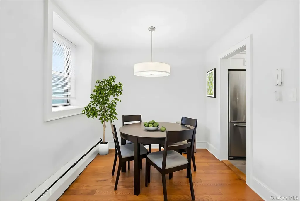 45 Hill Park Avenue Great Neck NY 11021