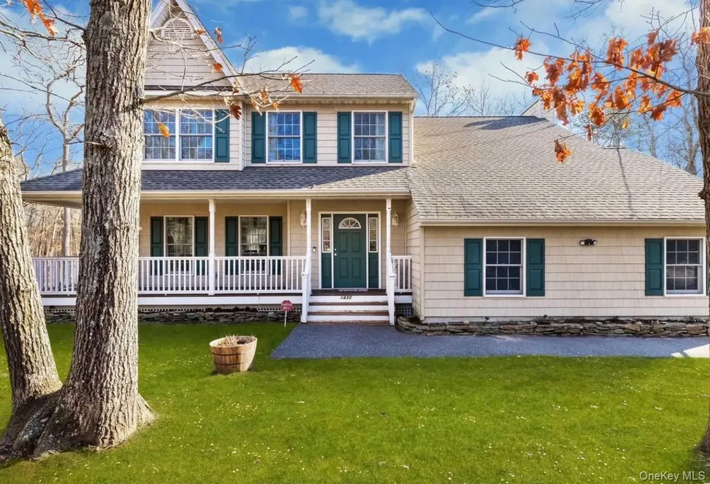 1430 Wading River Manor Road Wading River NY 11792