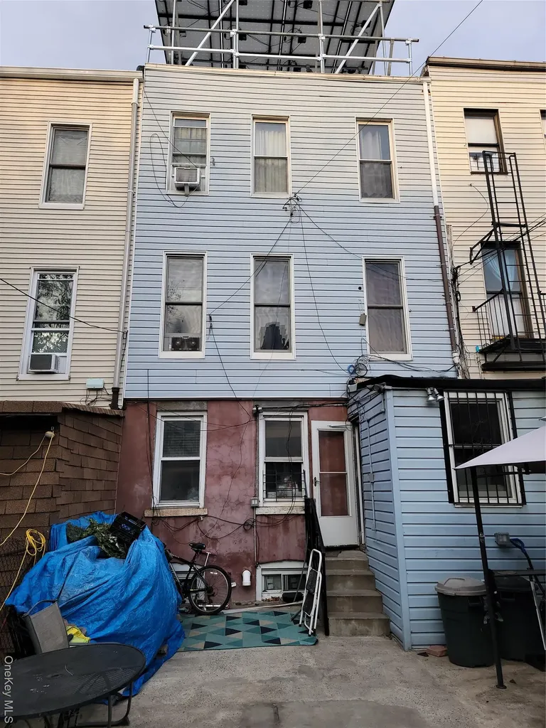 430 46th Street Brooklyn NY 11220