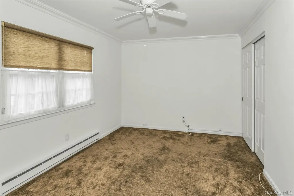 55 Harbor North Amityville NY 11701