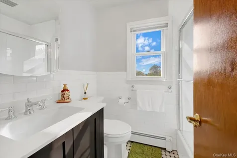 37 Aka 39 Deshon Avenue Bronxville NY 10708