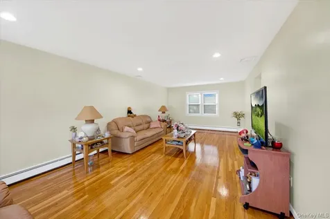 37 Aka 39 Deshon Avenue Bronxville NY 10708