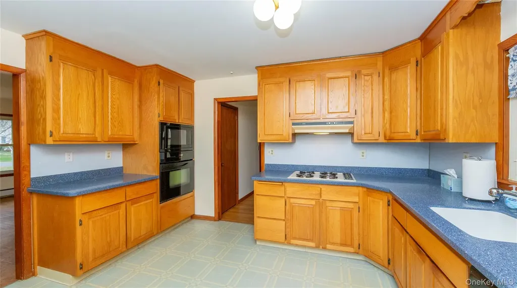 16 Townsend Boulevard Pawling NY 12564