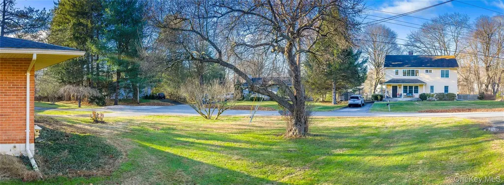 16 Townsend Boulevard Pawling NY 12564