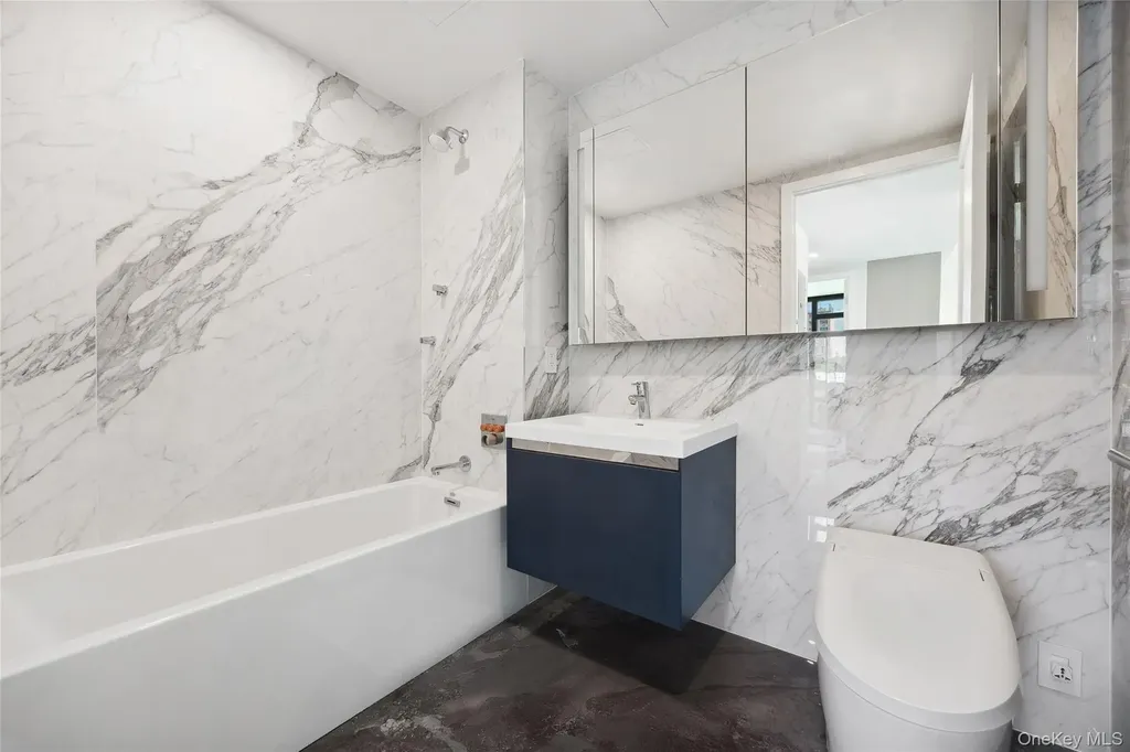 38-20 Parsons Boulevard Flushing NY 11354