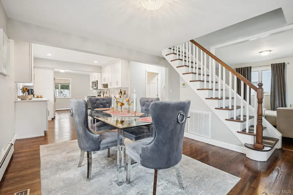 515 Mccall Avenue West Islip NY 11795