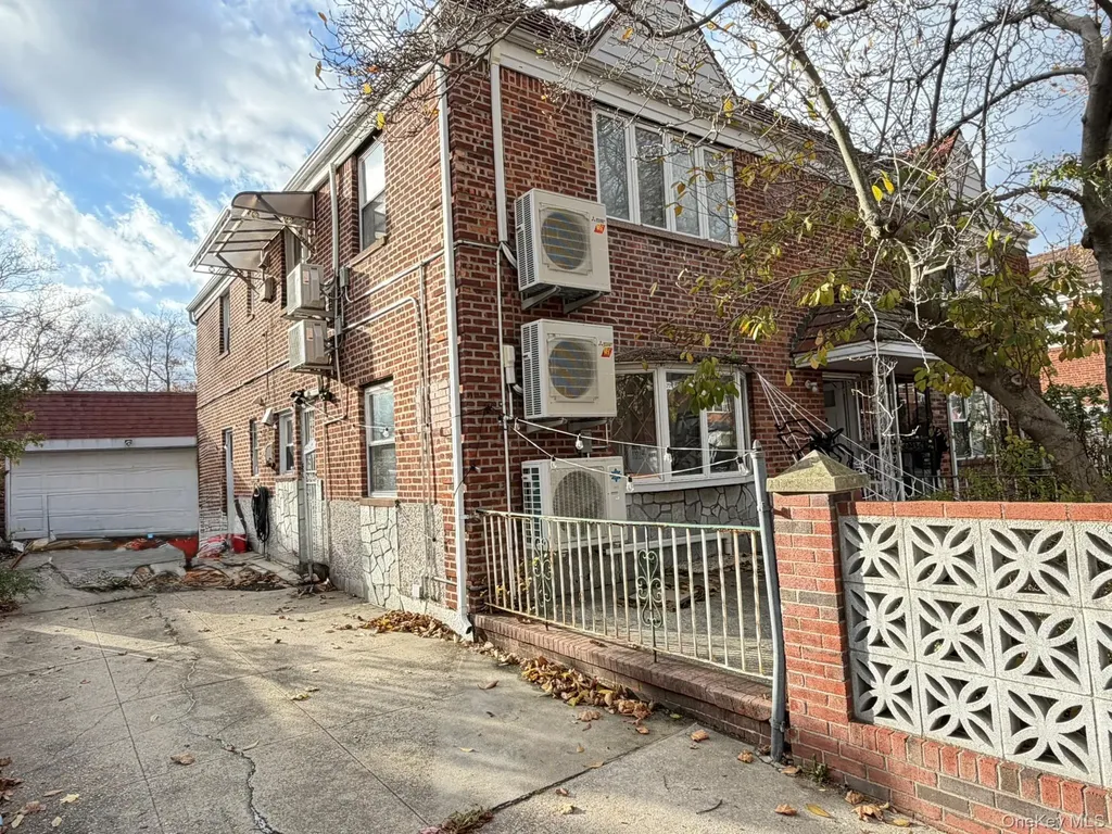 73-60 198th Street Fresh Meadows NY 11366