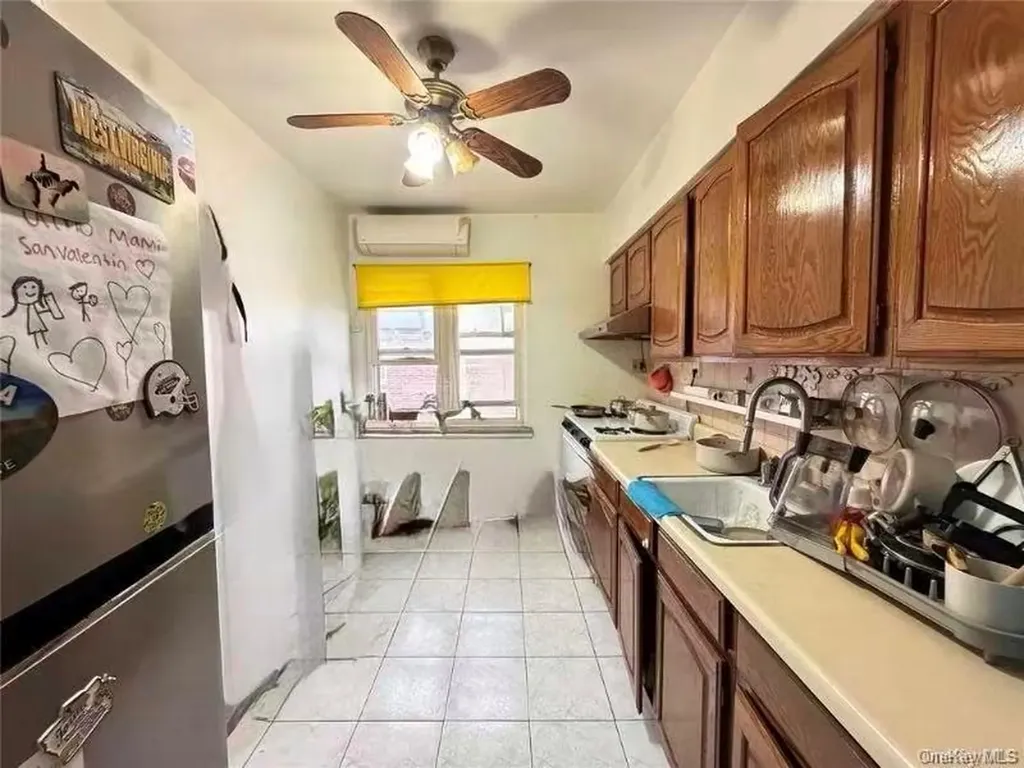 73-60 198th Street Fresh Meadows NY 11366