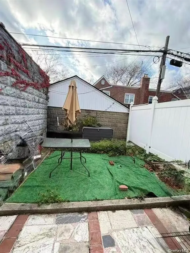 73-60 198th Street Fresh Meadows NY 11366