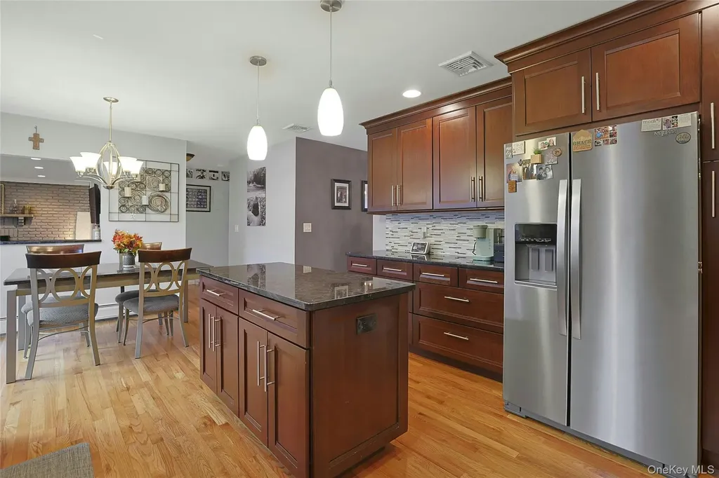 30 Pelham Avenue Nanuet NY 10954