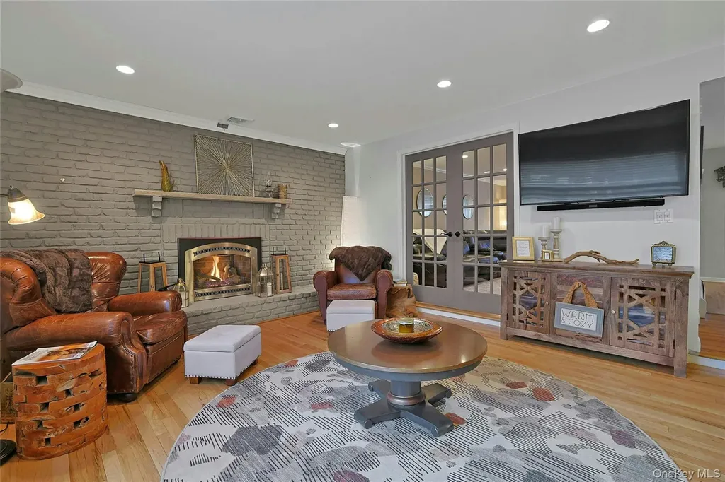 30 Pelham Avenue Nanuet NY 10954