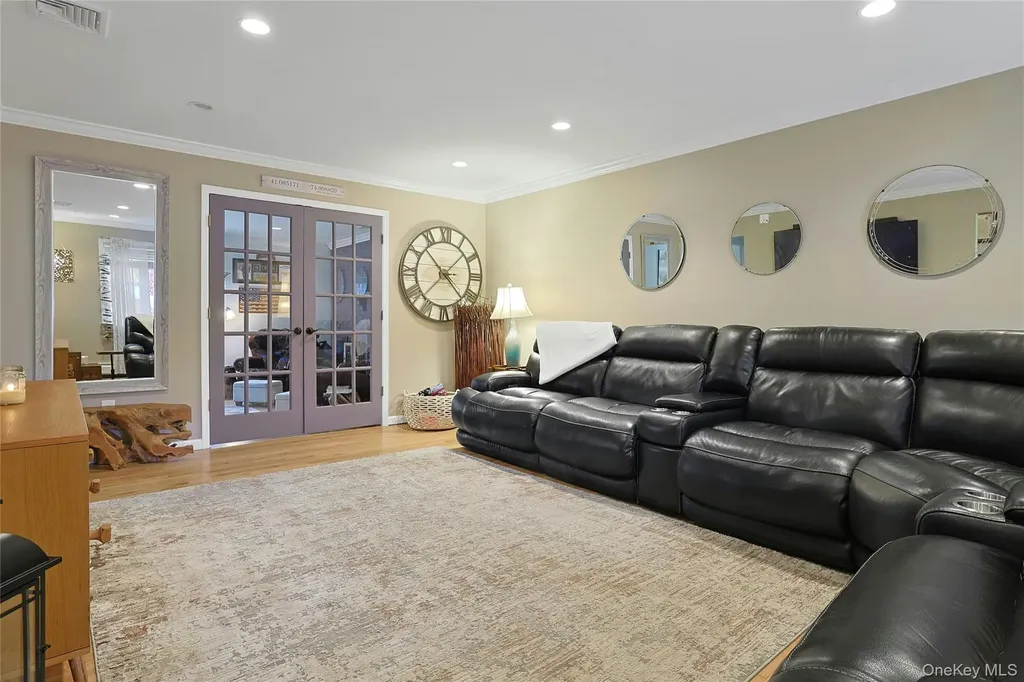 30 Pelham Avenue Nanuet NY 10954
