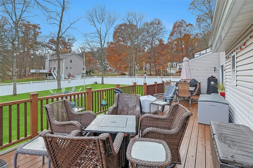 30 Pelham Avenue Nanuet NY 10954