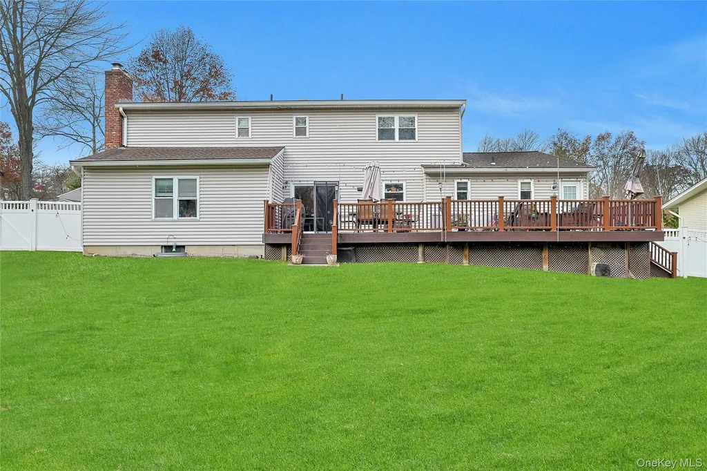 30 Pelham Avenue Nanuet NY 10954