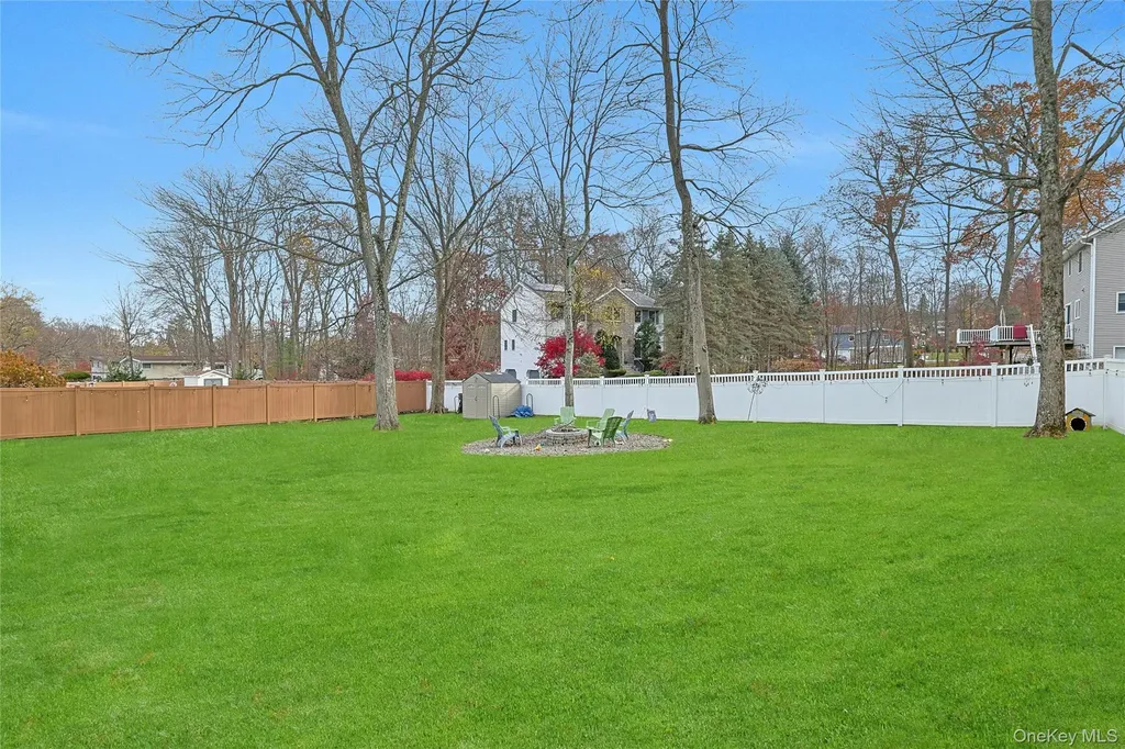 30 Pelham Avenue Nanuet NY 10954