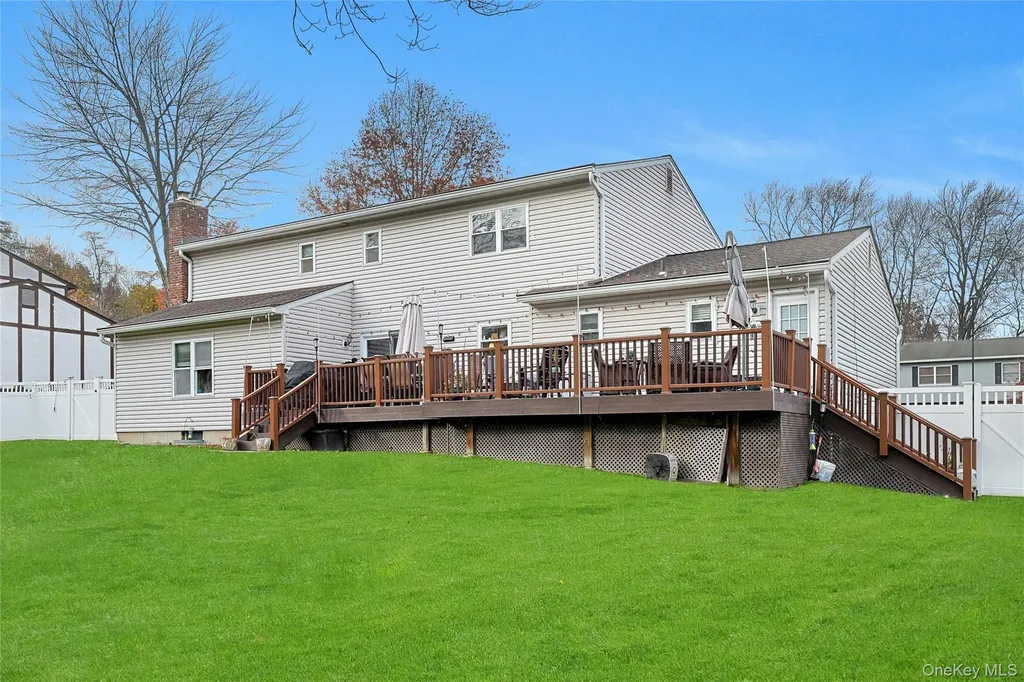 30 Pelham Avenue Nanuet NY 10954