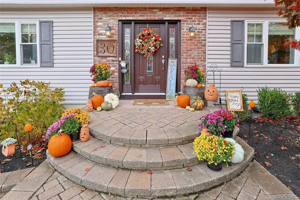 30 Pelham Avenue Nanuet NY 10954