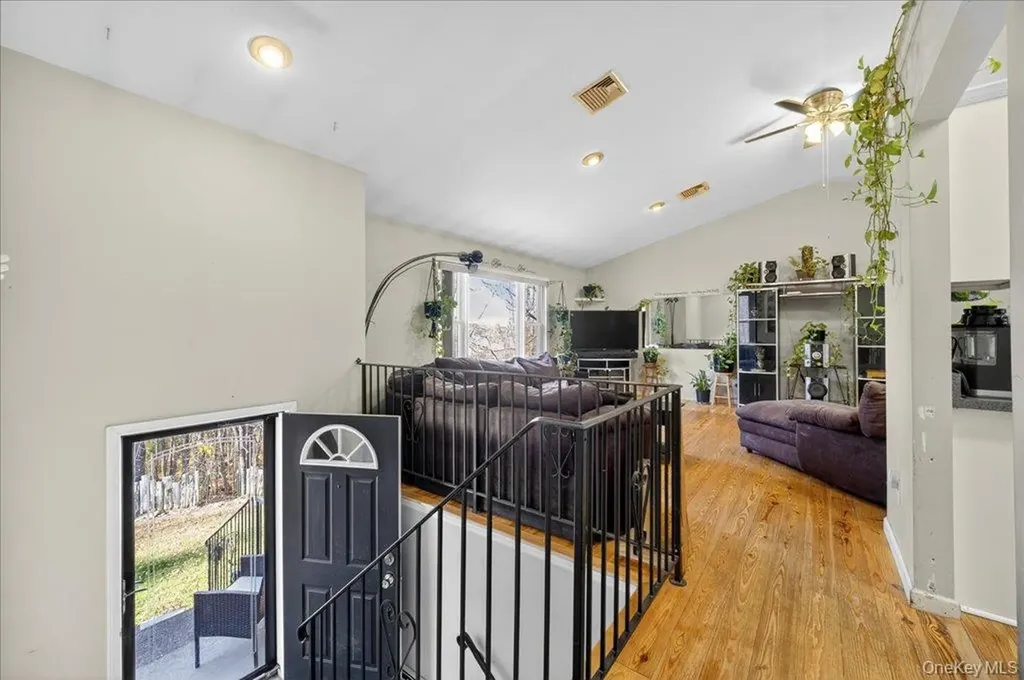 74 Pocatello Road Middletown NY 10940