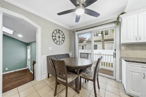 32 Beachwood Drive Babylon NY 11702