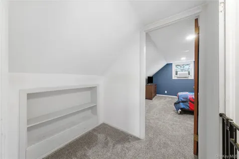 32 Beachwood Drive Babylon NY 11702