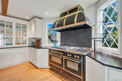 249 Gerritsen Avenue Bayport NY 11705