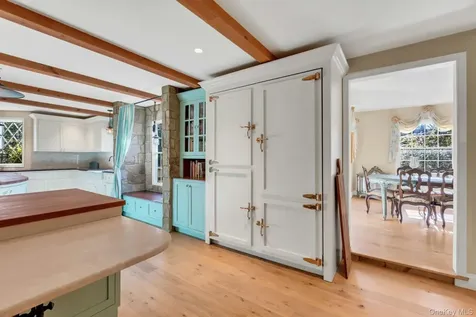 249 Gerritsen Avenue Bayport NY 11705