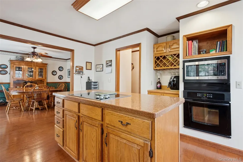686 Traver Road Pleasant Valley NY 12569