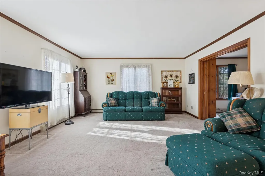 686 Traver Road Pleasant Valley NY 12569