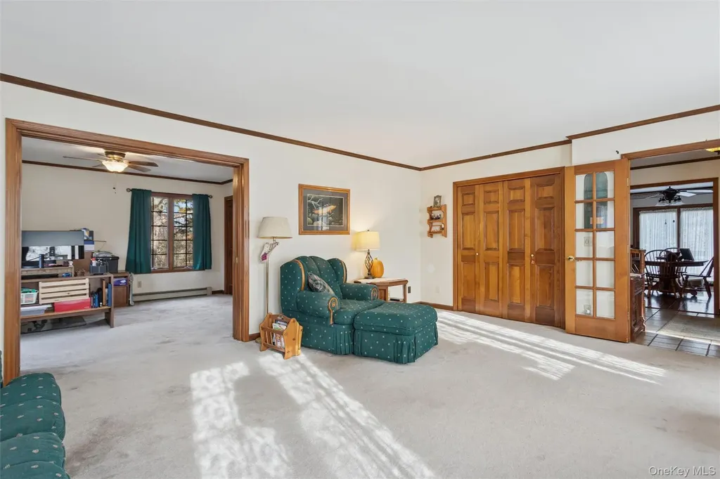 686 Traver Road Pleasant Valley NY 12569