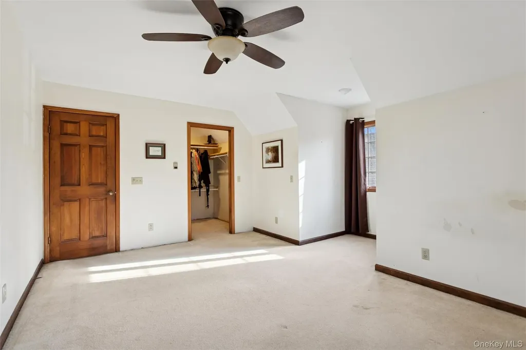 686 Traver Road Pleasant Valley NY 12569
