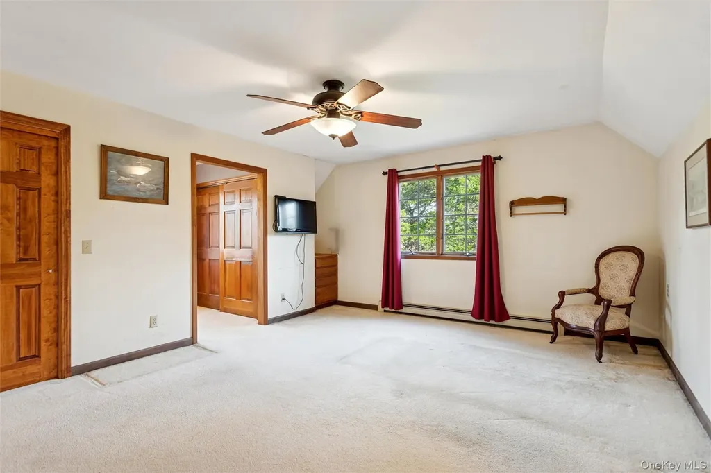 686 Traver Road Pleasant Valley NY 12569