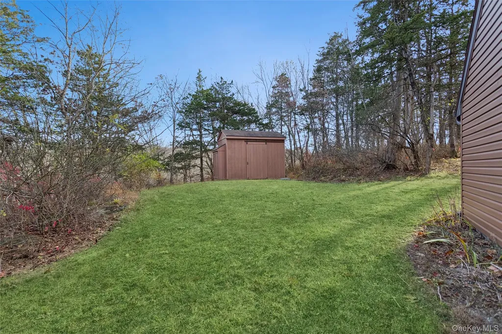 686 Traver Road Pleasant Valley NY 12569