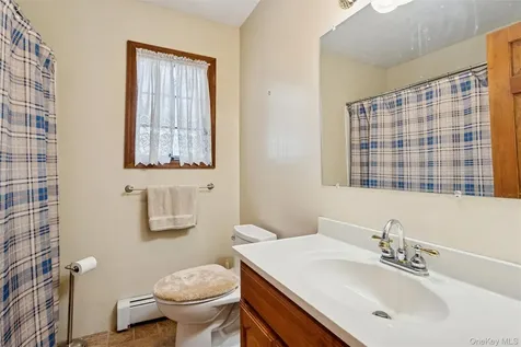 686 Traver Road Pleasant Valley NY 12569