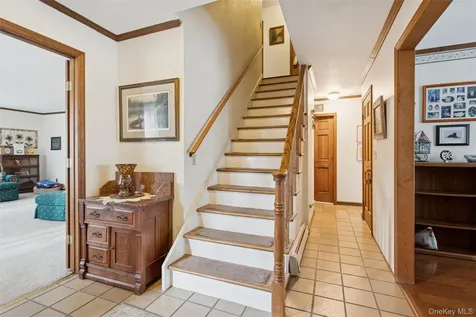 686 Traver Road Pleasant Valley NY 12569