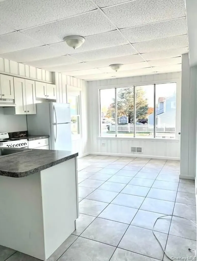 1603 Union Boulevard Bay Shore NY 11706