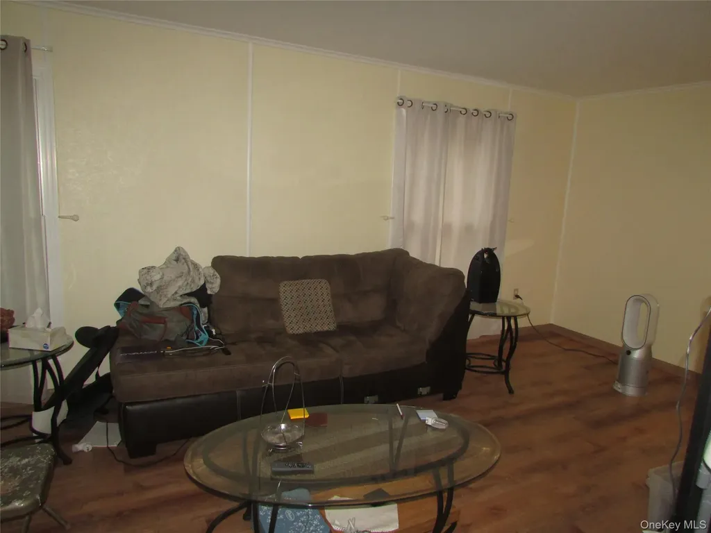 32 Hurlihe Poughkeepsie NY 12601