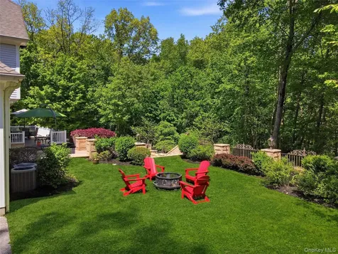 10 Hopes Farm Lane Bedford NY 10506
