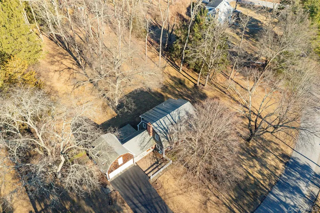 4 Mcallister Drive Pleasant Valley NY 12569