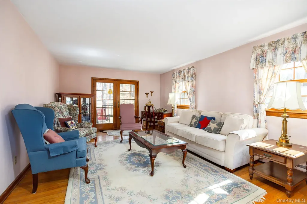 4 Mcallister Drive Pleasant Valley NY 12569