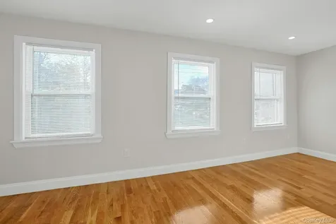 119 6th Street Pelham NY 10803