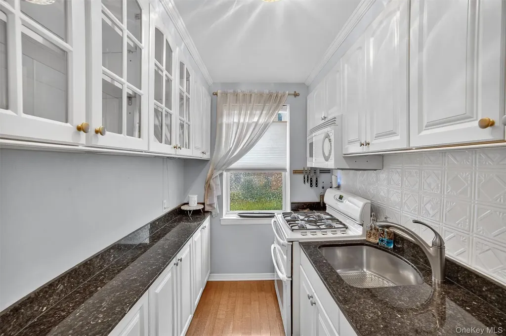14 S Broadway Irvington NY 10533