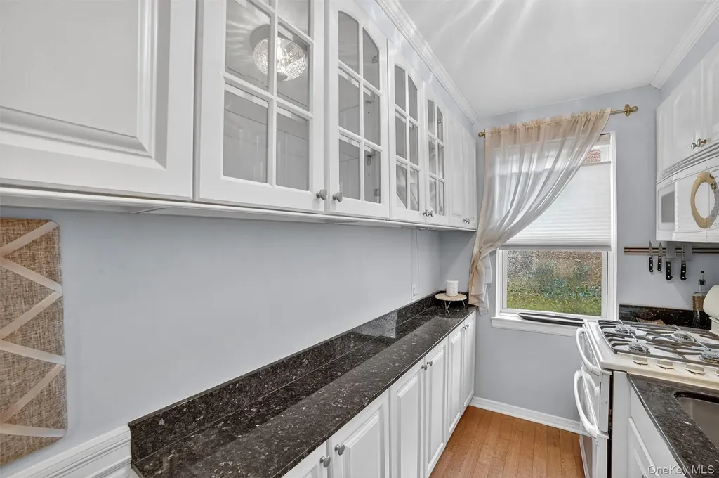 14 S Broadway Irvington NY 10533