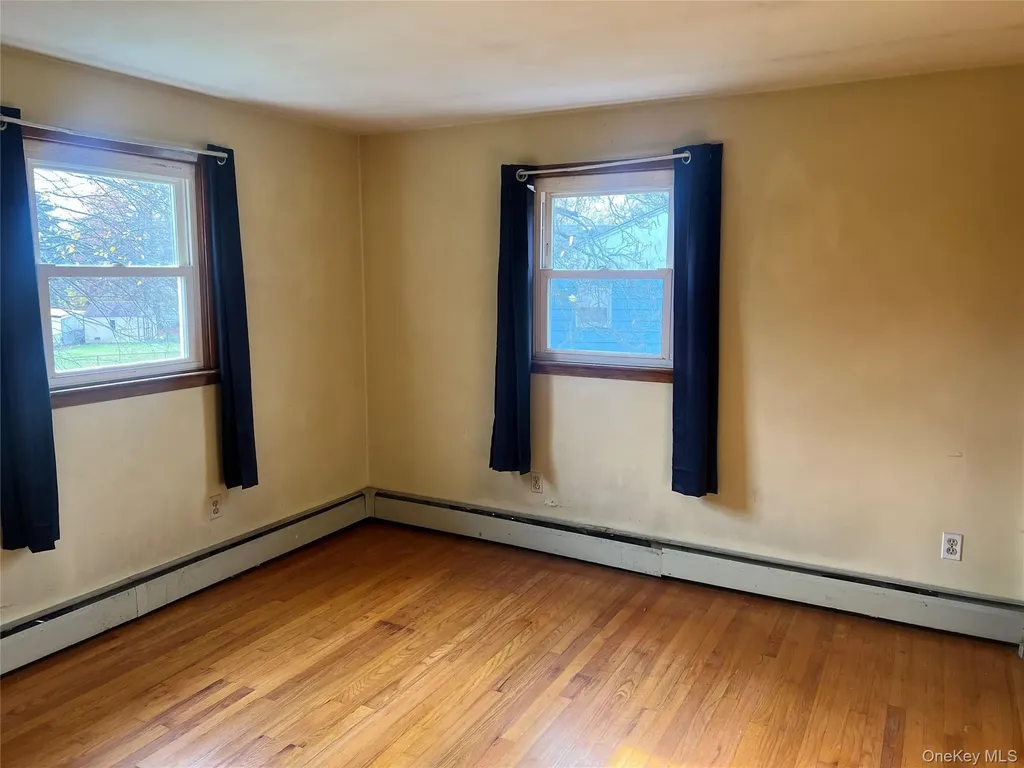 26 Coach Lane Newburgh NY 12550