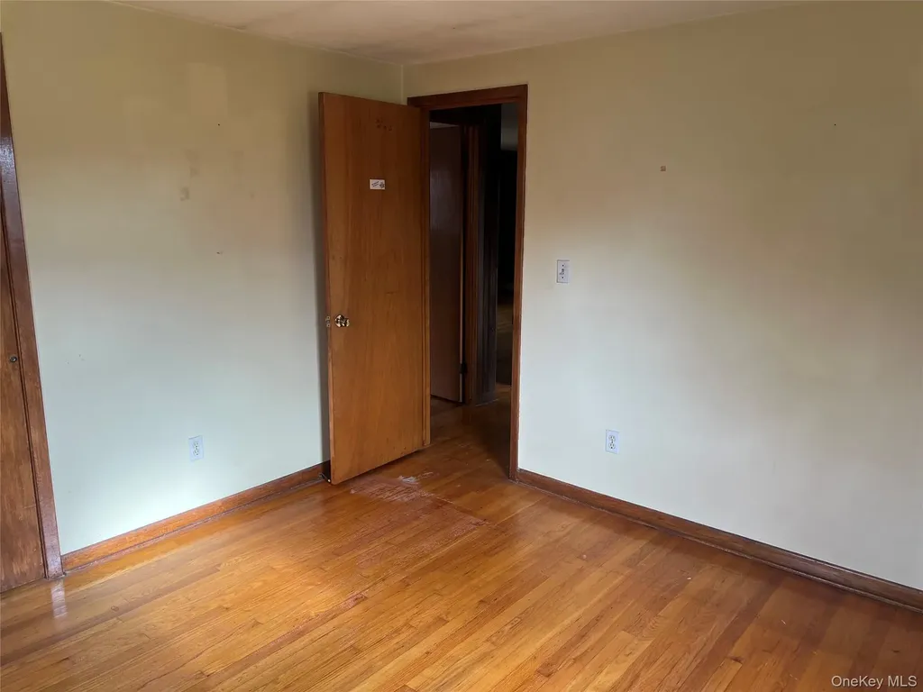 26 Coach Lane Newburgh NY 12550