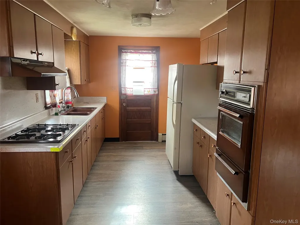 26 Coach Lane Newburgh NY 12550