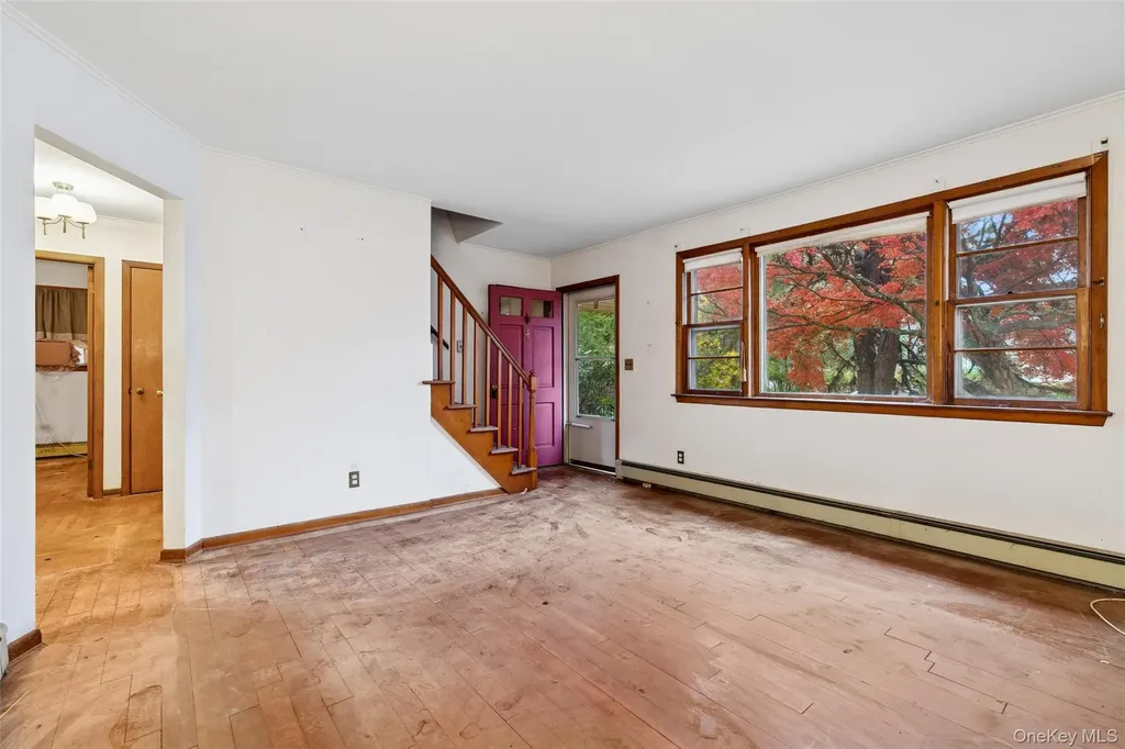4 Windus Drive Shirley NY 11967